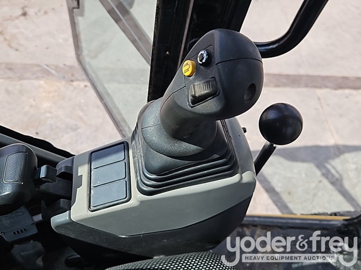 2023-caterpillar-308-cr-image-33