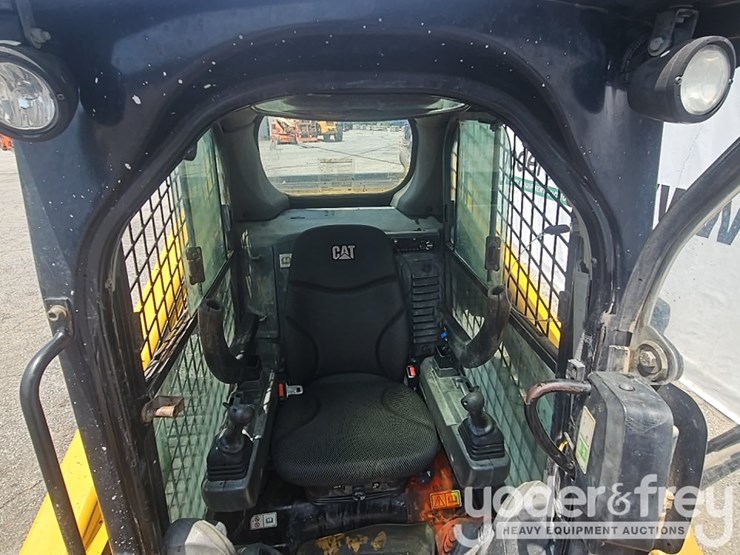 2019-caterpillar-289d3-image-26