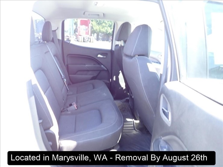 2015-chevrolet-colorado-image-24