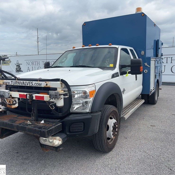2015 FORD F550