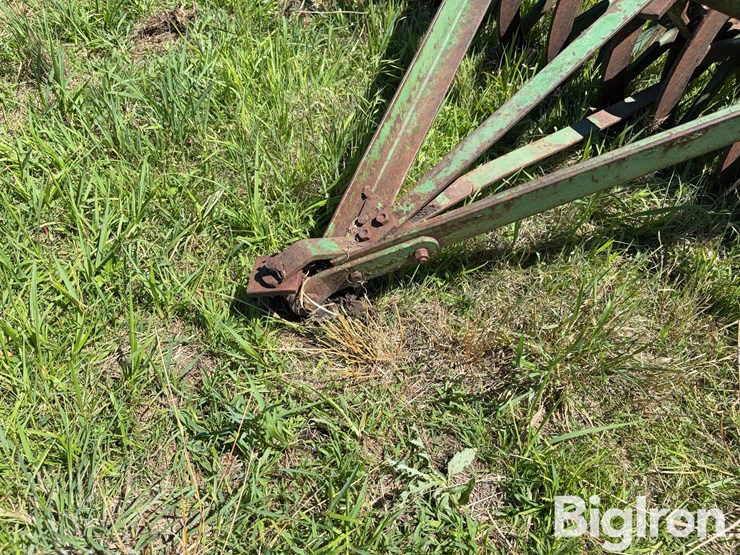 john-deere-7-image-12