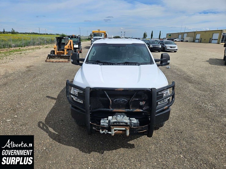 2017-ford-f150-image-34