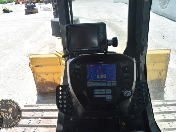 2022-komatsu-d51pxi-24-image-100