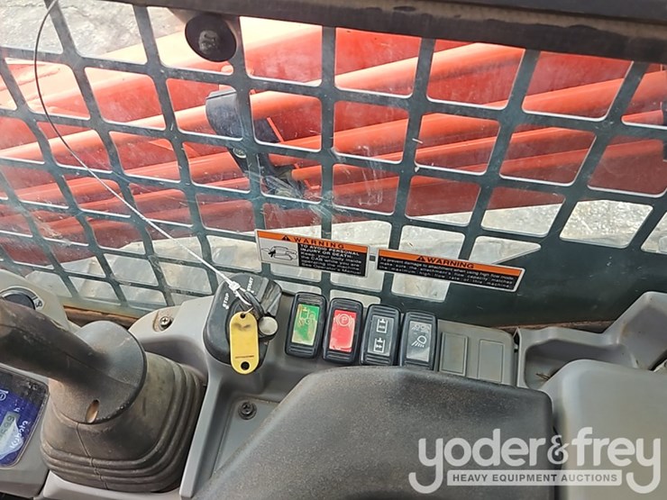 2023-kubota-svl75-2-image-34