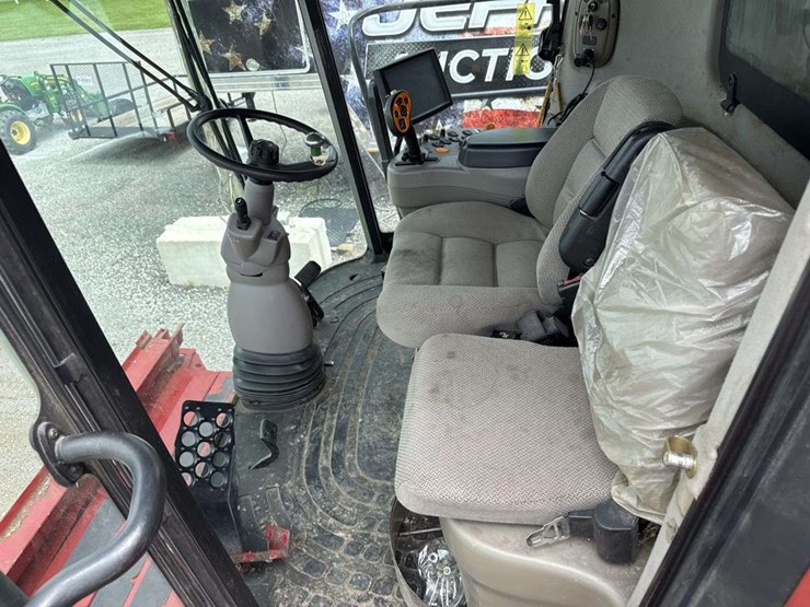 case-ih-7230-image-29