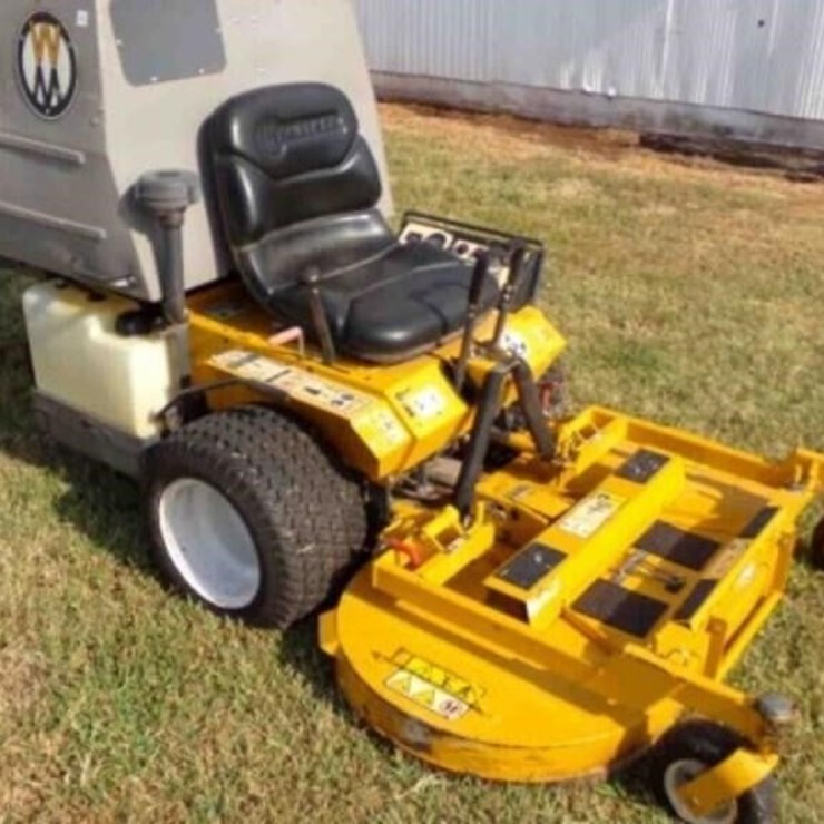 48'' T23 WALKER RIDING LAWN MOWER, 509 HRS