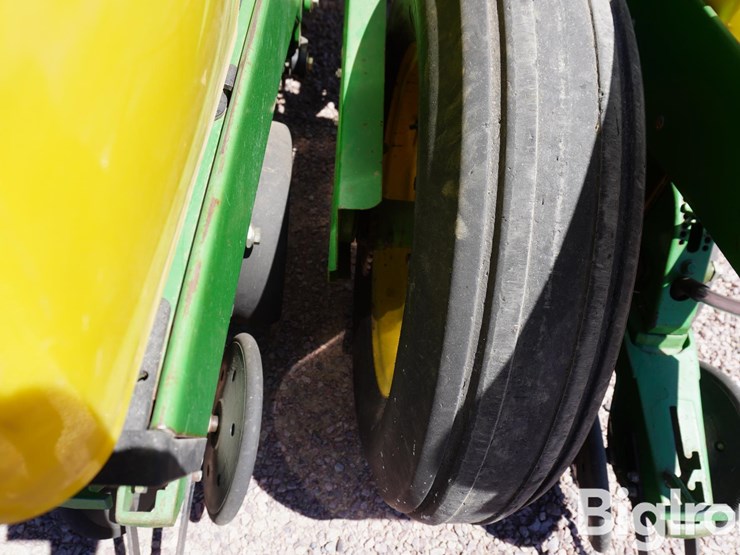 john-deere-1770-image-10