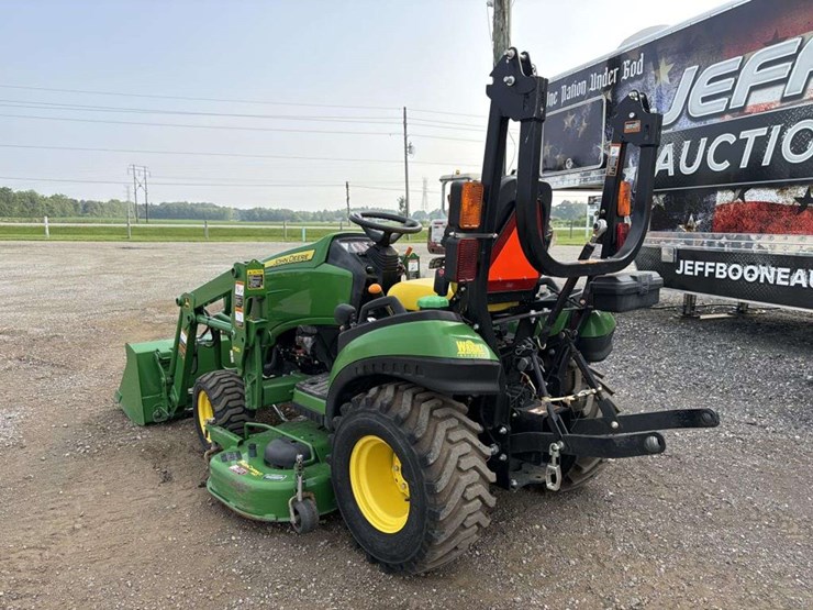 john-deere-1025r-image-3