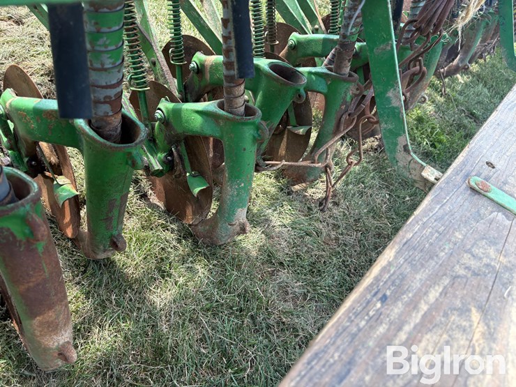 john-deere-207b-image-15