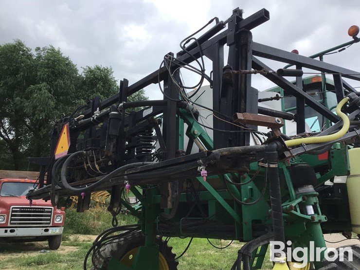 john-deere-4700-image-13