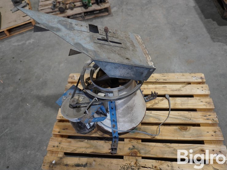 shivers-grain-spreader-1/3-hp-image-8
