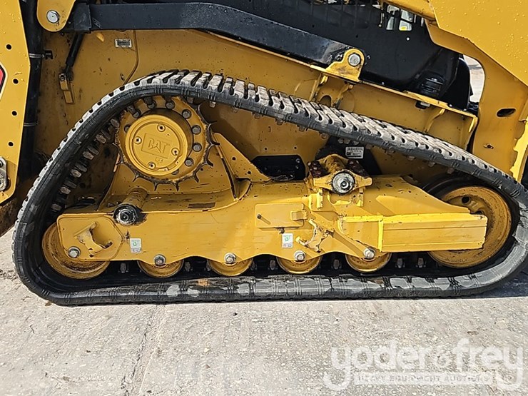2025-caterpillar-255-image-7