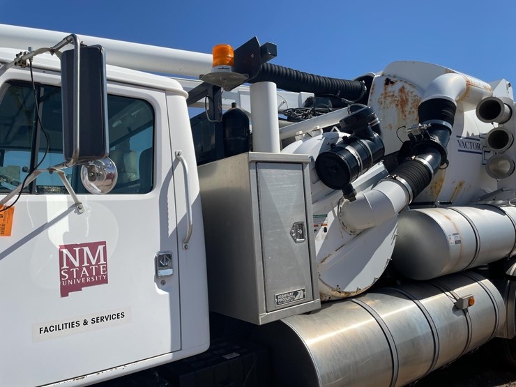 2005-vactor-2100-image-16