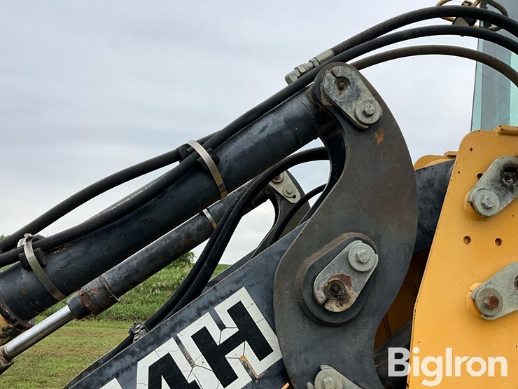 1999-deere-tc44h-image-12