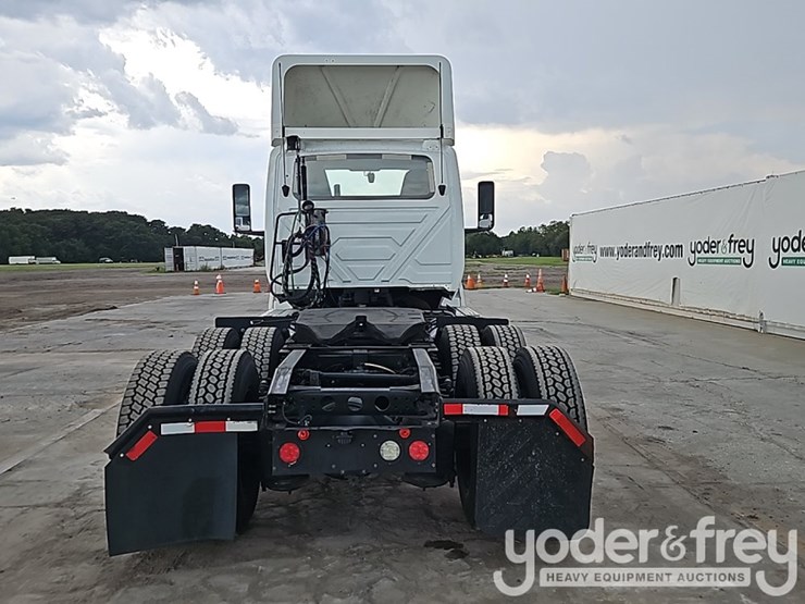 2019-international-lt-image-15