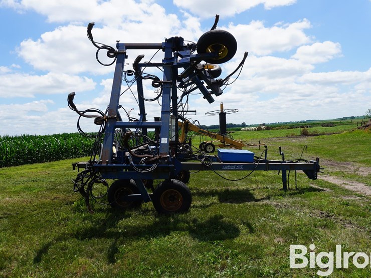 blu-jet-landwalker-image-4