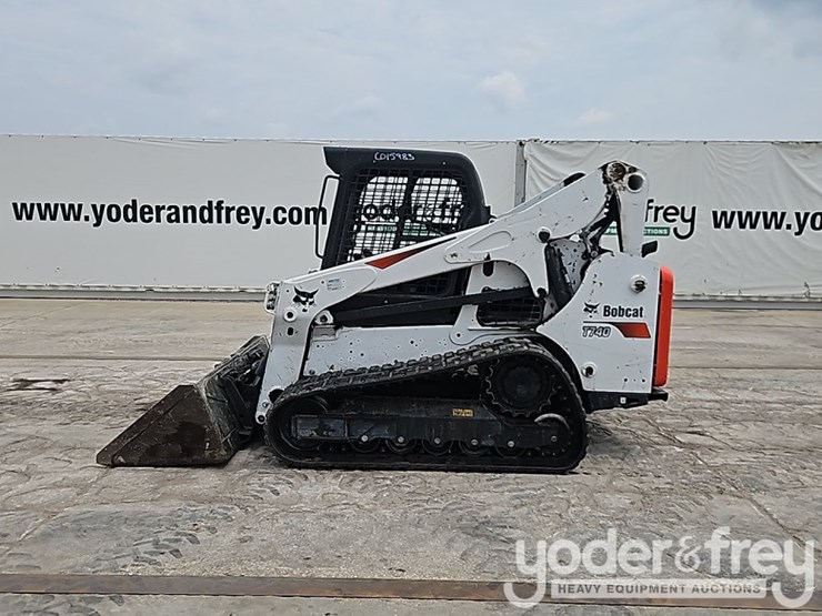 2023-bobcat-t740-image-3