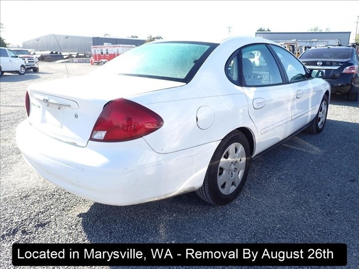 2002-ford-taurus-x-image-11