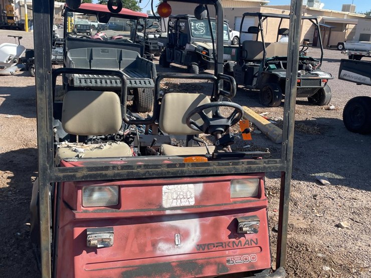 toro-workman-3200-image-3