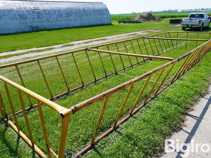 26'x7.5'-hay-feeder-wagon-w/no-gear-image-4