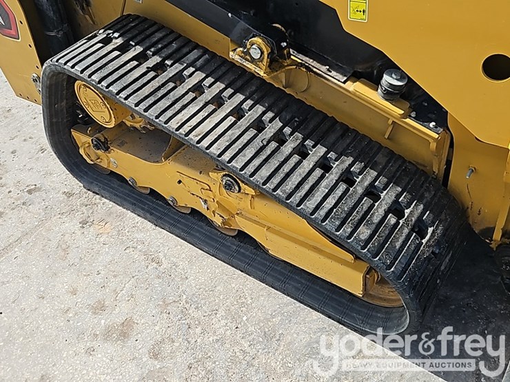 2025-caterpillar-255-image-11