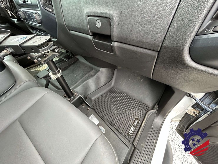2018-chevrolet-silverado-pickup-truck-image-49
