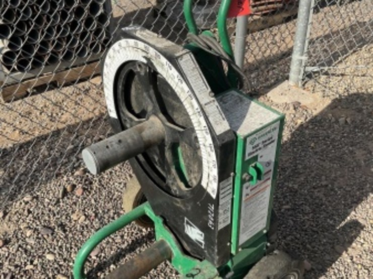 greenlee-555-series-electric-bender-image-1