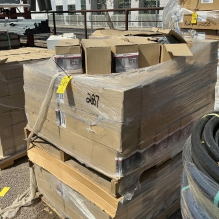 PALLET OF 1 & 2 GANG ELECTRICAL BOX COVERS