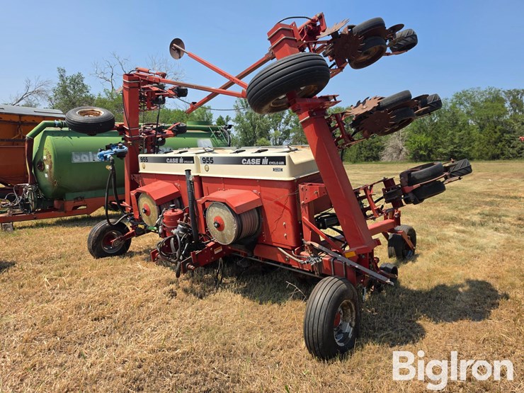 case-ih-955-image-1