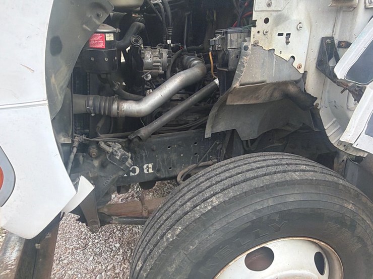 2001-ford-f750-image-11