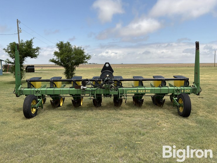john-deere-2-image-2