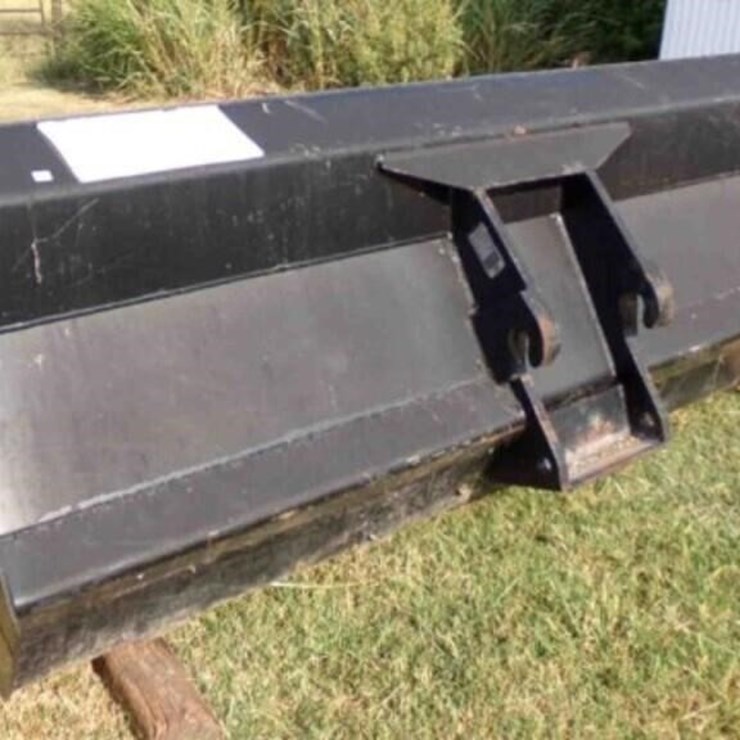 100" JLG BUCKET