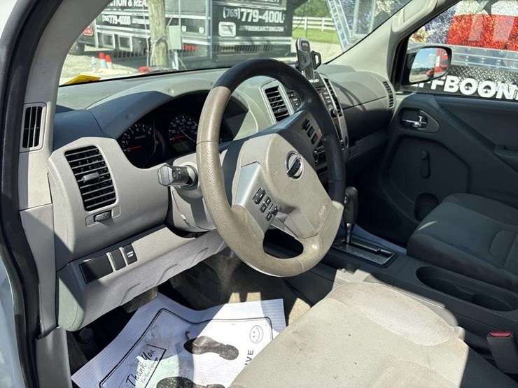 2017-nissan-frontier-image-10