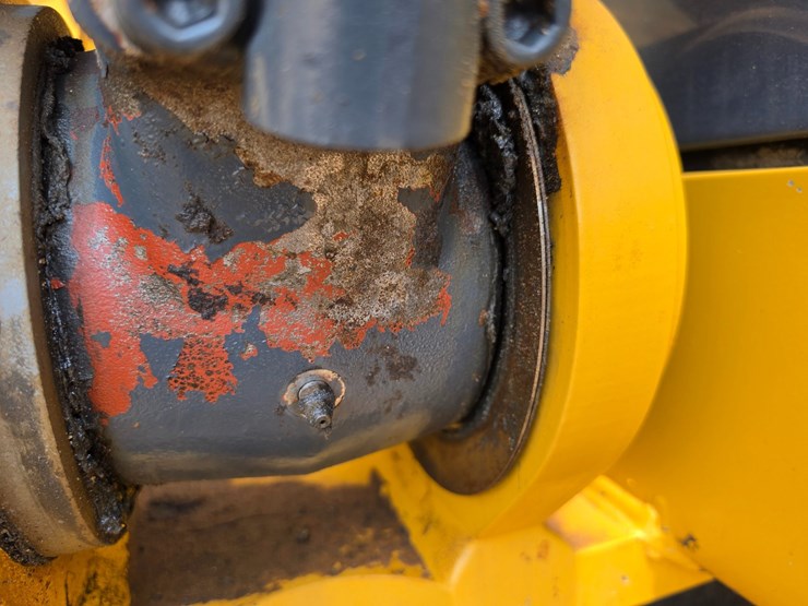 2018-deere-470g-lc-image-93