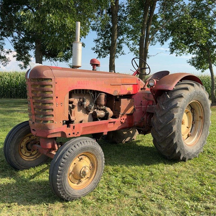 MASSEY-FERGUSON 444