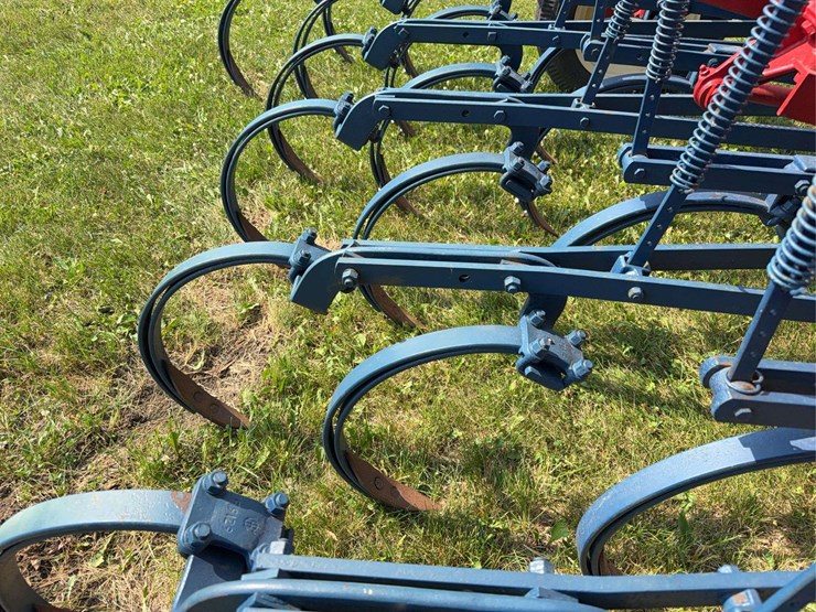 international-harvester-no.-9-field-cultivator-image-15