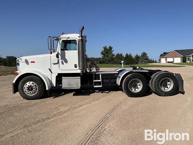 2005-peterbilt-378-image-8