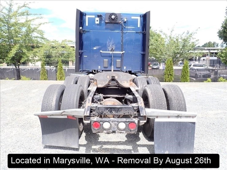 2017-kenworth-t680-image-36