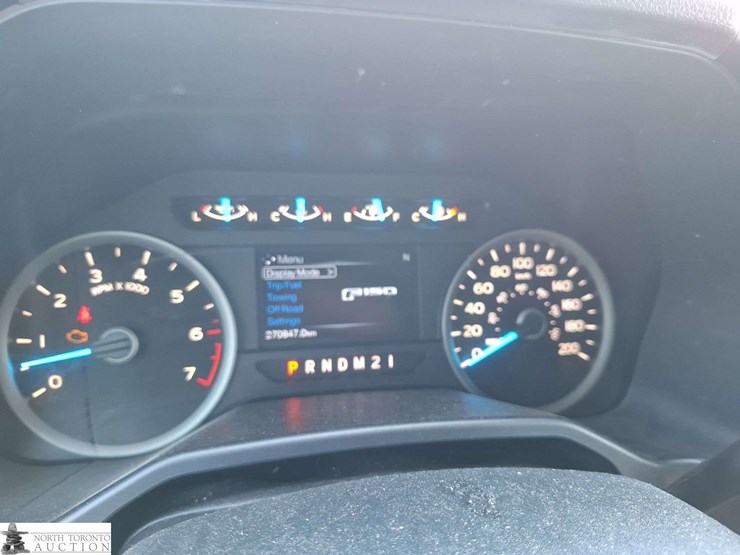 2016-ford-f150-xlt-image-12