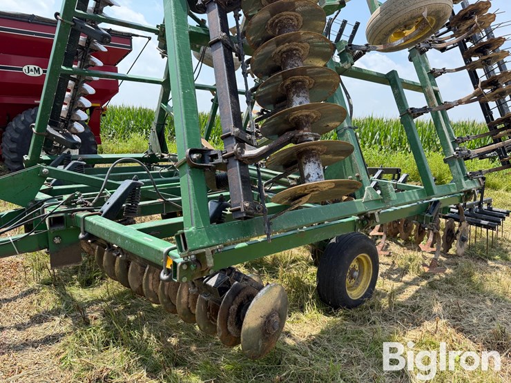 john-deere-724-image-13