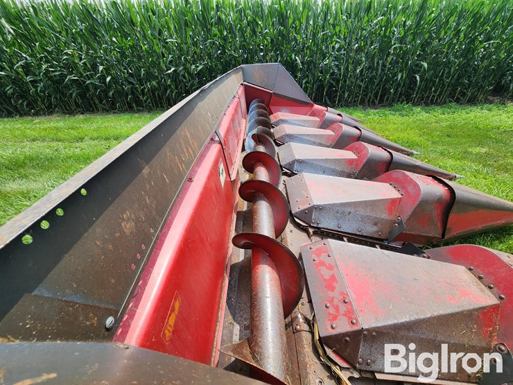 case-ih-1063-image-16