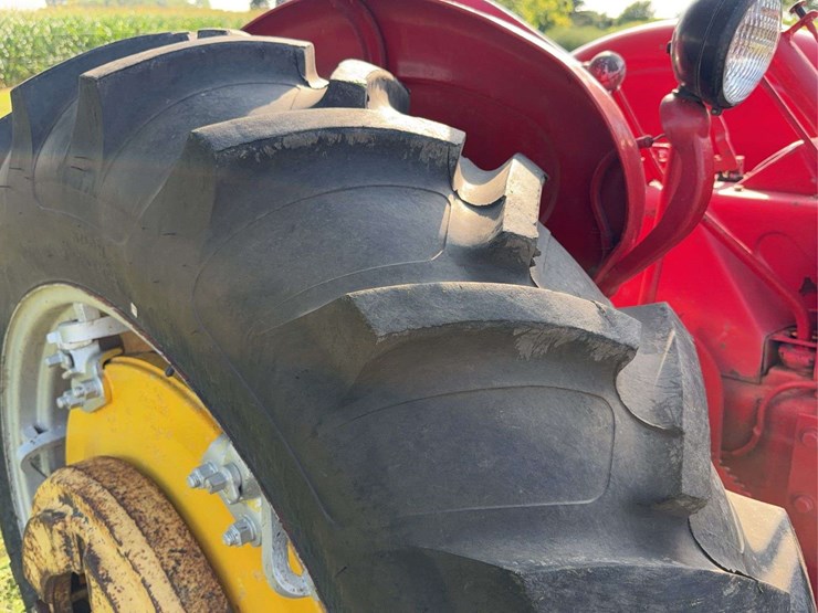 massey-ferguson-444-image-28