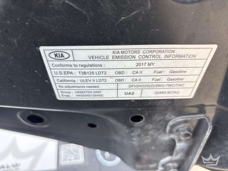 2017-kia-sedona-image-11