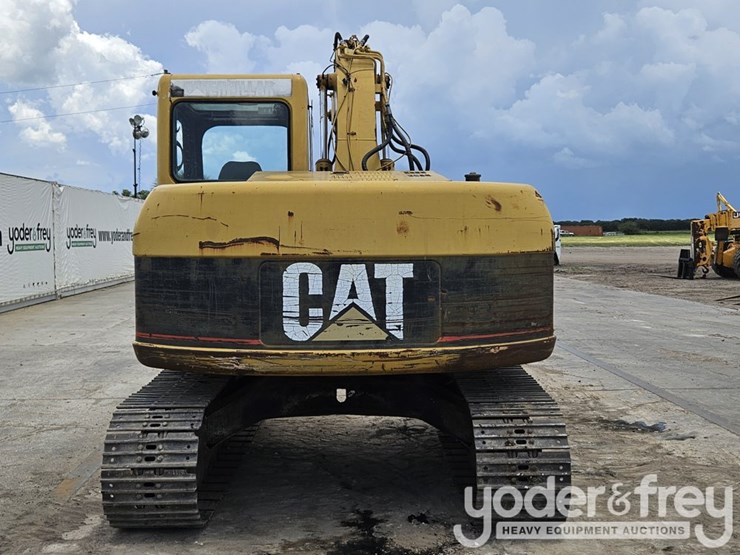 caterpillar-311c-image-4