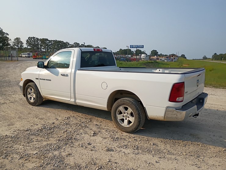 2012-dodge-1500-image-4