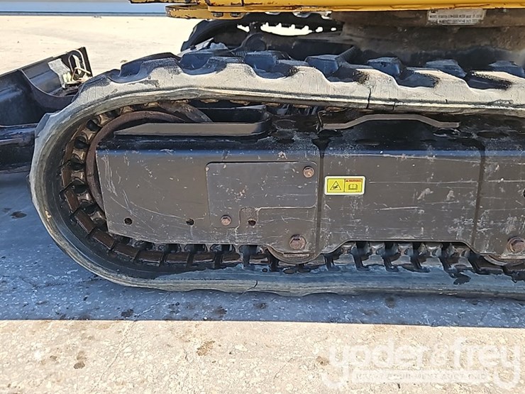 2023-caterpillar-301.7cr-image-21