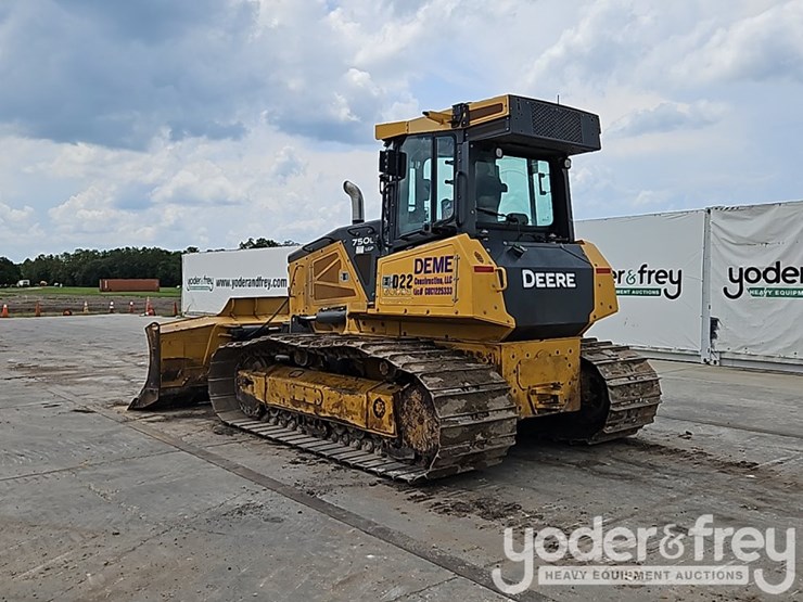 2022-deere-750l-image-4