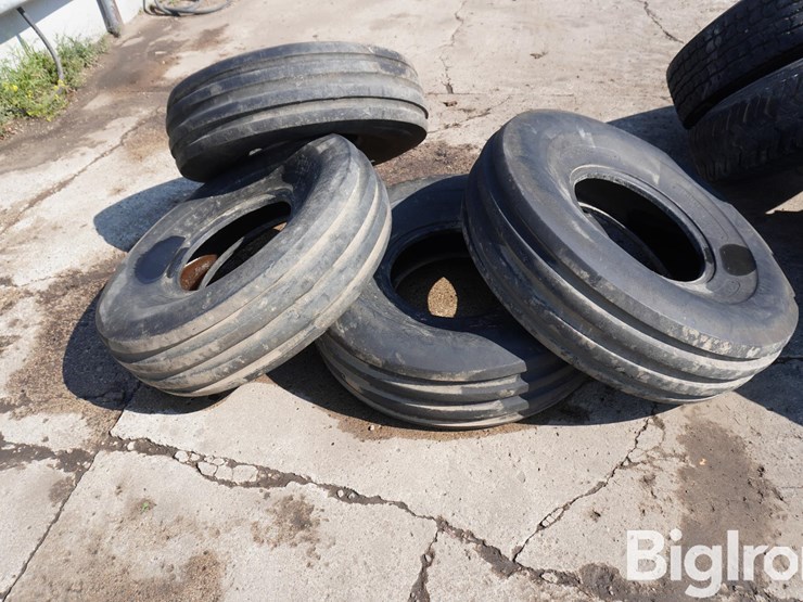 11.00-16-tires-image-2