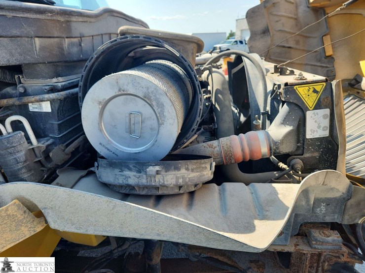 2010-international-durastar-4300-image-21