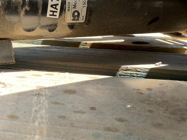 macdon-platform-dolly-wheel-arms-image-9